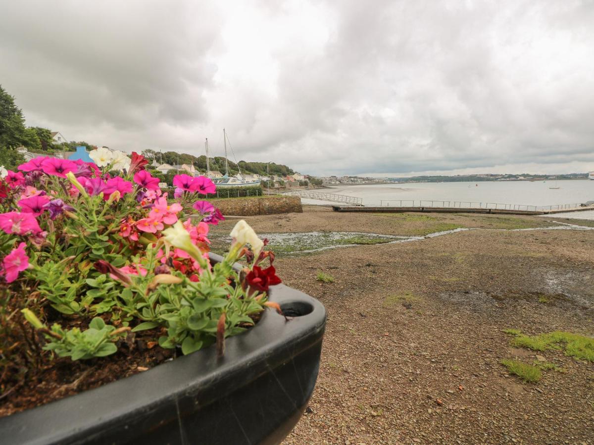 Villa The Old Mill Milford Haven Exterior foto